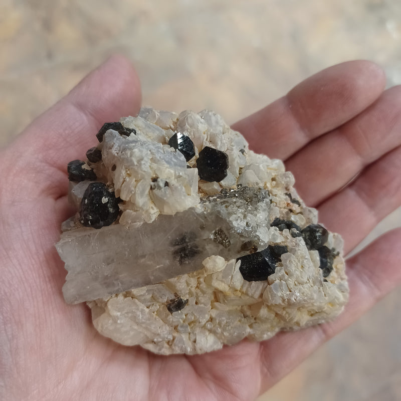Uvite, Quartz and Magnesite